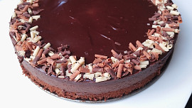 Pravý pařížský dort s krájecí polevou