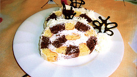 Pruhovaná roláda se smetanovým krémem