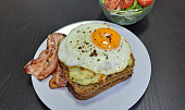 Sendvič croque madame