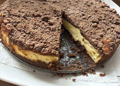 Drobenkový kakaový koláč s tvarohem