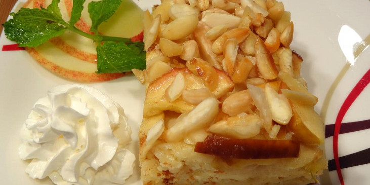 Jablkový koláč s mandlovou krustou