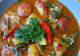 Maďarská gulášová polévka