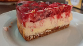 Malinový cheesecake s bílou čokoládou (Povedl se, děkuji)