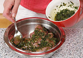 Vepřová panenka v bylinkové marinádě