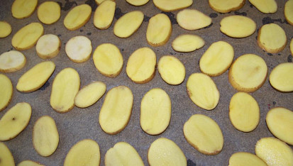 Treska s fazolkami a pečenými dukátky