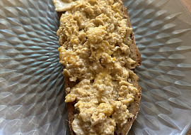 Babiččina drožďová pomazánka