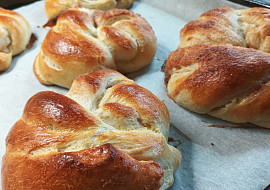 Jogurtové věnečky se skořicí