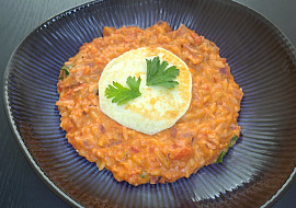 Krémové rajčatové orzo se sýrem