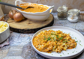 Krůtí nudličky na paprice podle Saskie Burešové