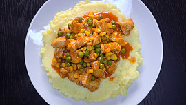 Kuřecí dušené soté se zeleninou