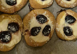 Kynuté koláče s drobenkou