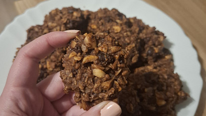 Ovesné sušenky s čokoládou a ořechy