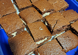 Jednoduché a rychlé těsto na koláč/řezy