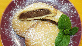 Sušenky plněné ořechovou náplní