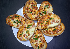 Zapečené jogurtové chlebíčky