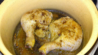 Kuře na rajčatech se žampiony