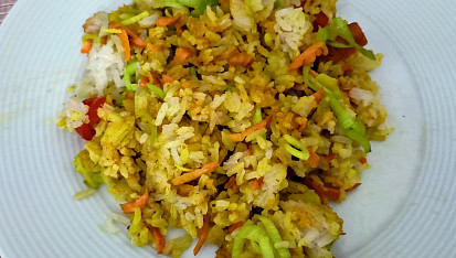 Rýže se zeleninou a špekem