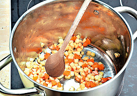 Bramboračka s kroupami