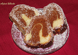 Hrnková olejová bábovka