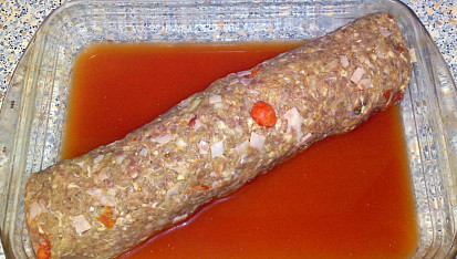 Italská sekaná se špenátem a sušenými rajčaty