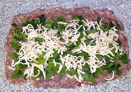 Italská sekaná se špenátem a sušenými rajčaty