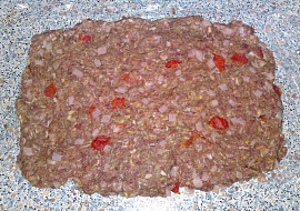 Italská sekaná se špenátem a sušenými rajčaty