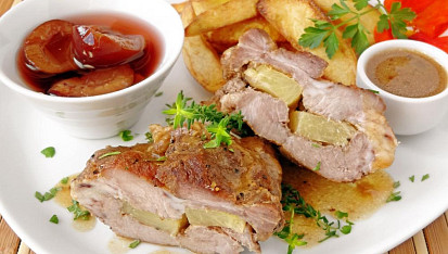 Krkovička plněná ananasem