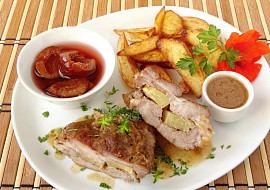 Krkovička plněná ananasem