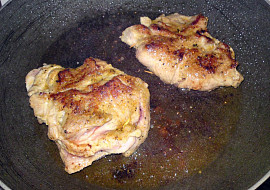 Krkovička plněná ananasem