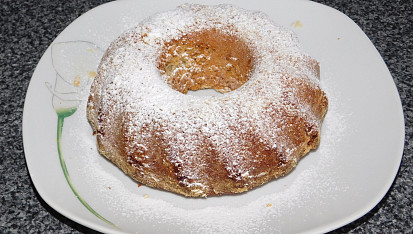 Ořechová top bábovka ("ořecháda")
