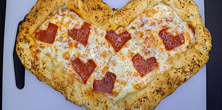 Valentýnská pizza