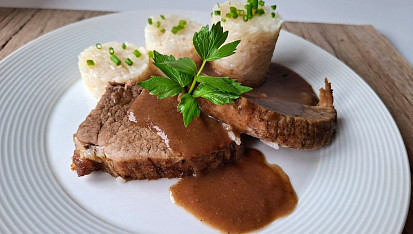 Vepřové na špeku a česneku