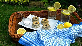 Citronovo-makové minibábovky