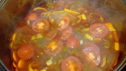 Hustá maďarská gulášová polévka