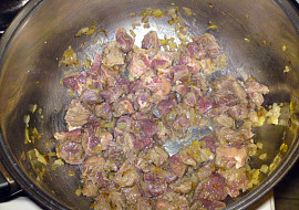 Hustá maďarská gulášová polévka