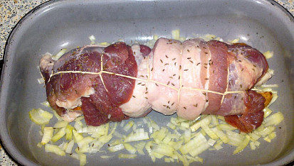 Hustopečský kotouč (Bůčková roláda)