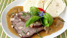 Šumavská dušená hovězí kýta