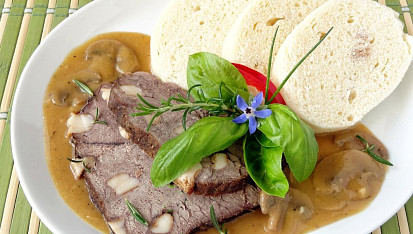 Šumavská dušená hovězí kýta