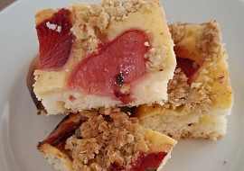 Vláčný jogurtový koláč