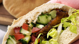Domácí gyros z mletého masa