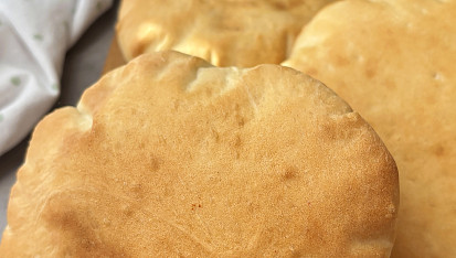 Domácí pita chleba