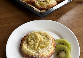 Koláčky s tvarohem a kiwi