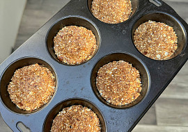 Datlové košíčky s arašídovým máslem