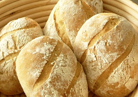 "Recyklované" dalamánky ze starého chleba