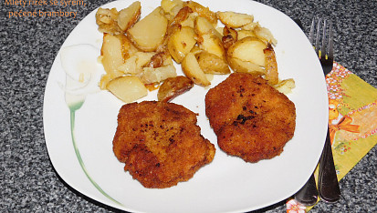 Smažený mletý řízek se sýrem