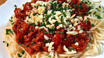 Špagety s boloňskou omáčkou