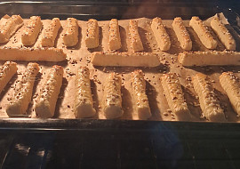 TNT - tuze návykové tyčinky