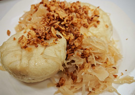 Kynuté knedlíky s uzeným masem