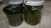 Pesto z medvědího česneku a vlašských ořechů