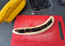 Banány v listovém těstě plněné Nutellou